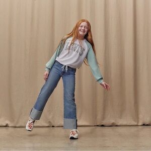 NWT LEVI’S WIDE LEG WITH DEEP CUFFS BIG GIRLS BLUE JEANS